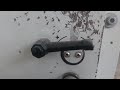Riproduci video