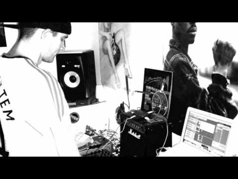 1.ZOSTANĄ TYLKO TRAKI (KONFESJONAŁ MIXTAPE)