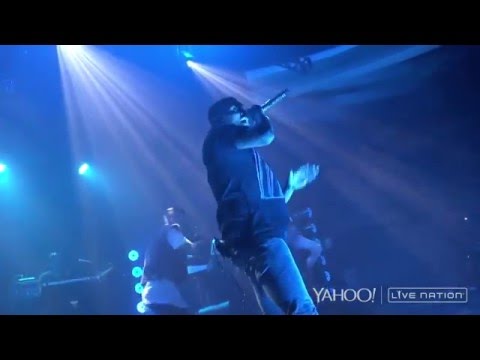 Chris Brown - She Ain't You (live 2015)