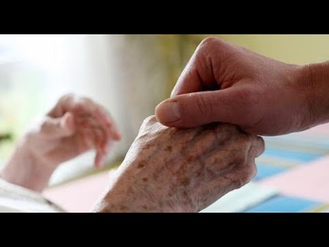 Nëse dikush nuk është falur asnjëherë dhe në shtratin e vdekjes thotë shehadetin, a e shpëton kjo?