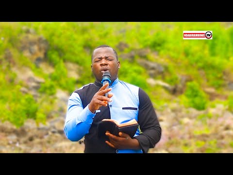 UMUHANUZI MUSAZA WA SOLANGE ARERUYE🤔 NYAMARA NI MUSENGERE URWANDA CYANE MUKARERE KA RUSI KUMUPAKA😭