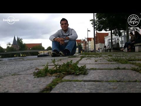 Hesham Moadamani：2021年旅遊界最佳社區故事講述者。 (Hesham Moadamani: Best in Travel 2021 Community Storyteller)