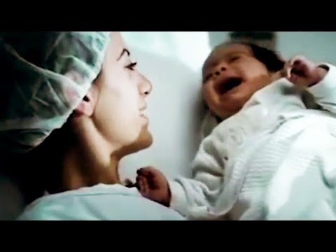 Video thumbnail for Küss den Boden auf dem Mama läuft
