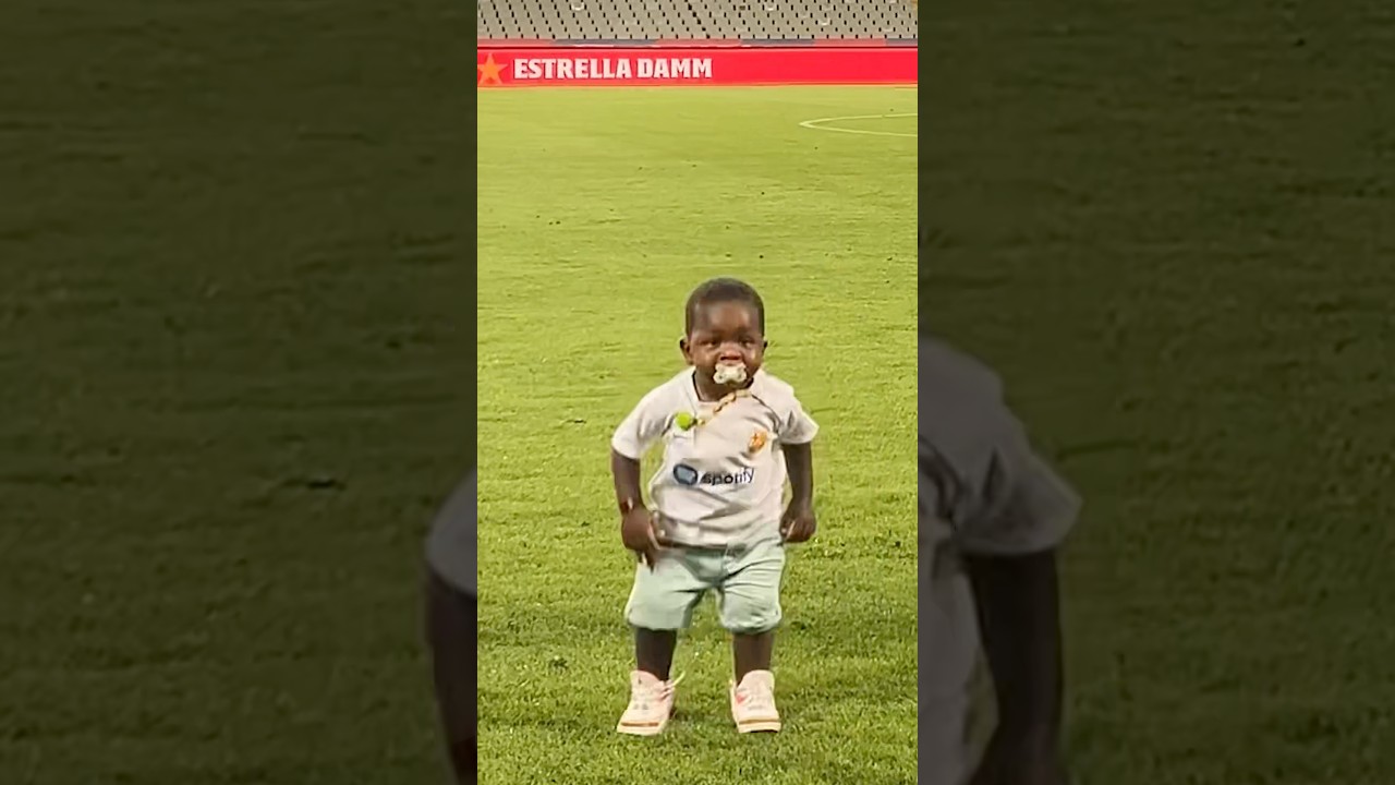 Little Yamal is so CUTE 😍 #fcbarcelona #shorts #lamineyamal