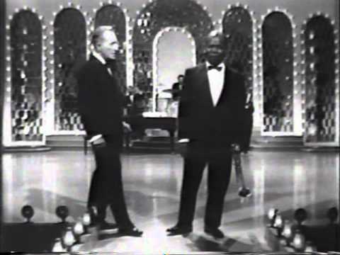 Bing Crosby & Louis Armstrong - Hollywood Palace Medley