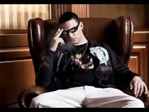 VOX   FACEBOOK KURVE