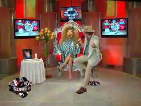 SuperXclusivo 6/21/12 - Elvis Crespo en serios aprietos en Chicago