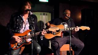 Costello Hautamäki &amp; Kalle Pakarinen duo: Matka tuntemattomaan