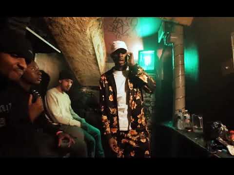 Norsacce Berlusconi 667 - Feinte de puff