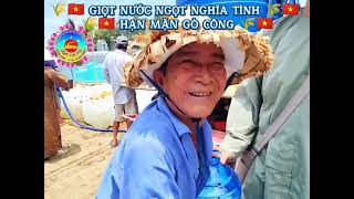 CTy cứu hộ 118 Phối hợp với chùa dư Khánh phát cho bà con xã Tân Phước 15000L nước sinh hoạt