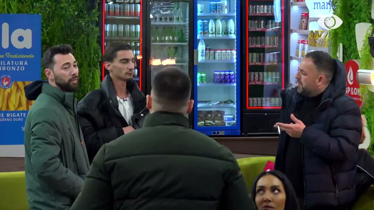 Vijon debati mes Senos dhe Juxhinit: Duke i mbajtur me të mira dhe…