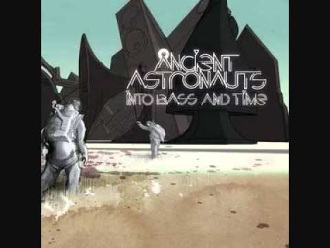 ancient astronauts - still a soldier