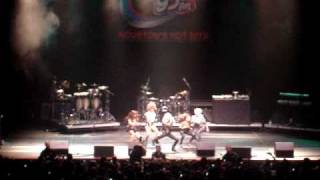 Paradiso Girls-Who&#39;s My Bitch