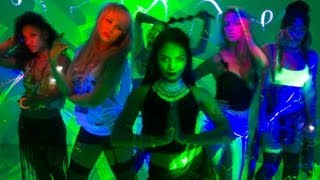 Vanessa Hudgens & Yla - $$$ex
