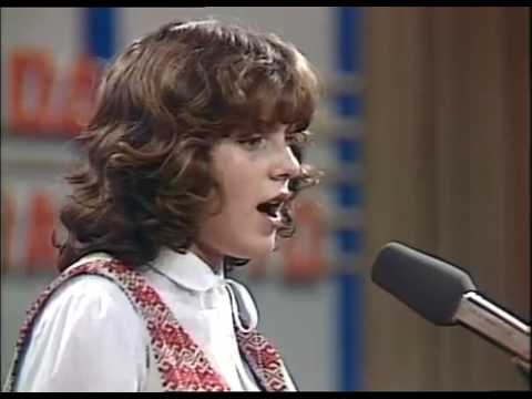 Zlatno Slavejce 1981 - Tivko place edna breza mala - Fatima Shkrie