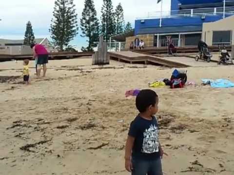 Nu's first visit to sea, Fremantle, Western Australia