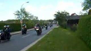 preview picture of video 'Ausfahrt Motorradtreffen Malchin 2008'