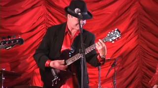 Micky Dolenz (The Monkees): Last Train to Clarksville