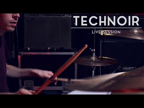 Irk - "I Bleed Horses" [Technoir Session]