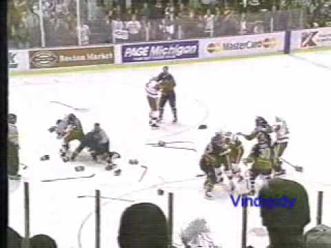 *Red Wings - Blues hits (Gretzky) 5/5/96 playoffs