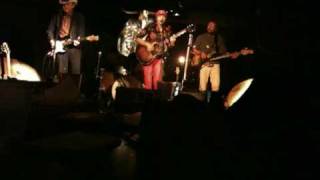 Pieta Brown & Skyrocket - "Hey Run" Live at the Mill in Iowa City 11/19/09