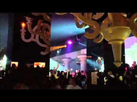 Concert Low Deep T at  Divino Glam Club