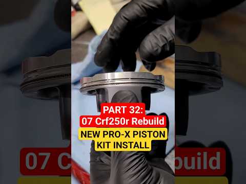 07 Honda Crf250r Rebuild PART 32: How Do These Piston Rings Get Installed?