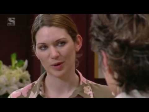 S07E32 Something Is In The Air