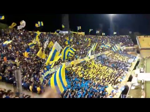 "Recibimiento - Rosario Central Vs. Gremio - "Queremos la copa"" Barra: Los Guerreros &bull; Club: Rosario Central
