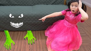 Jannie Monster Under the Bed Pretend Play Story fo
