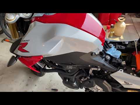 F900R Fairing Removal / GPS Removal