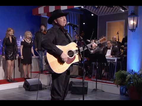 Tracy Lawrence - "Time Marches On" Live on (CabaRay Nashville)