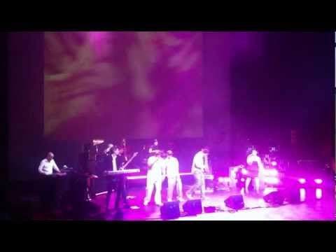 Irie Maffia feat. AKPH - Hangerdő live @ MüPa