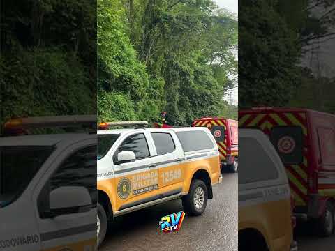 (( ACIDENTE FATAL )) Caminhoneiro MORRE após tombar caminhão na ERS-324 entre Vila Maria e Casca RS