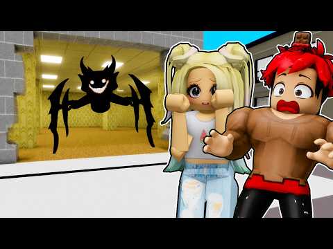 ENTRAMOS A LAS BACKROOMS EN BROOKHAVEN ROBLOX con LYNA