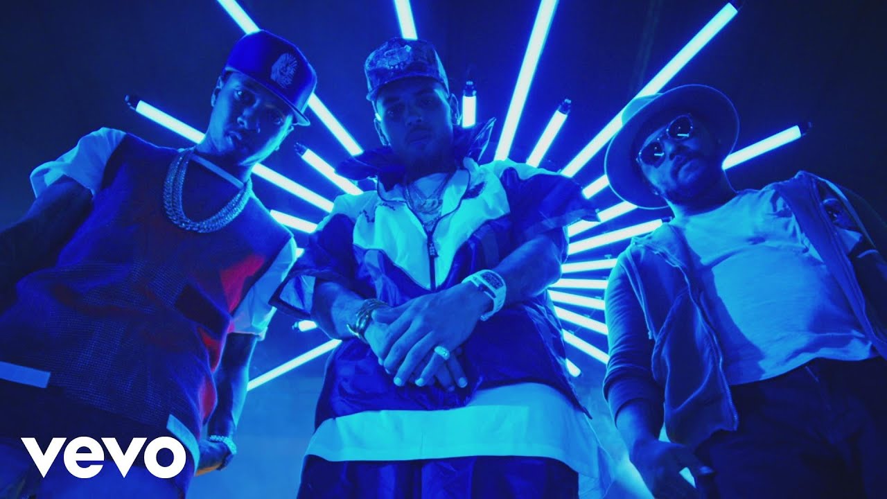 Chris Brown ft. Tyga, ScHoolboy Q — B****es N Marijuana