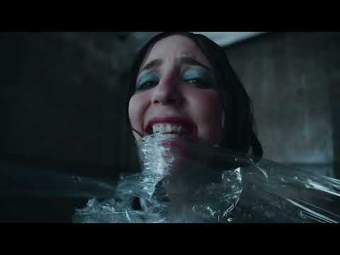 Dafna - CLINGWRAP (Official Music Video)