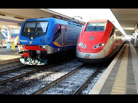 TRENS CHEGANDO E SAINDO NA ESTAÇÃO VICENZA! (PT 2/2)