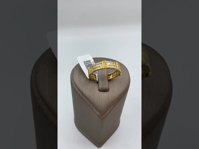 1- Ring 18k gold weight 5.1 universal design