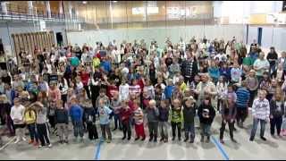 preview picture of video 'BlimE-dansen 2014 - Naustdal barne og ungdomsskule'