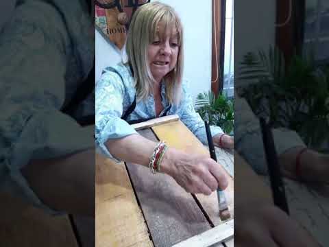 Repisa de madera recuperada- Barniz color