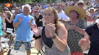 Les Humphries Singers ZDF Fernsehgarten Julli 2015