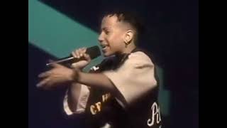 Kris Kross &quot;Jump&quot; &amp; &quot;The Way Of The Rhyme&quot; on Showtime at the Apollo 1992