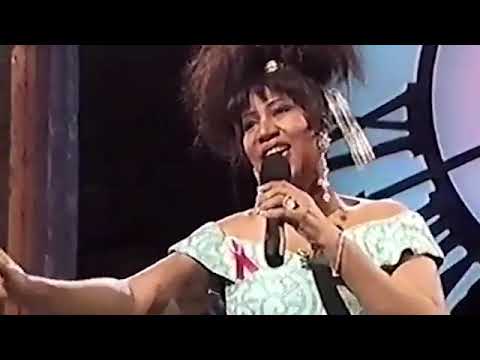 Aretha Franlkin & Michael McDonald - "Ever Changing Times" LIVE 1991