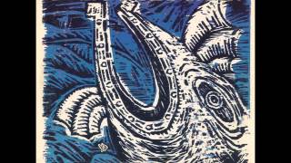 Betty Goes Green: Cold By The Sea