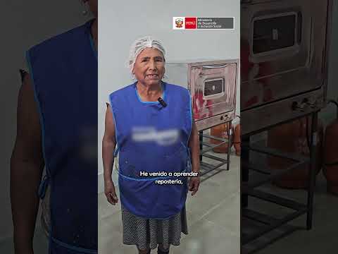Usuaria de #Pensión65 en #Pasco participa de taller de repostería