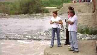 preview picture of video 'Canotaje en Huaral por el rio Chancay'
