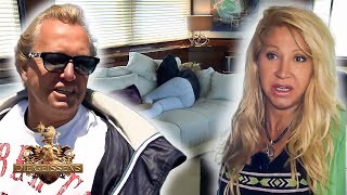 Download lagu Carmen Geiss rastet aus: Stewardess gefeuert?! 😳🔥 | Die Geissens #RTLZWEICLASSIC #98 mp3