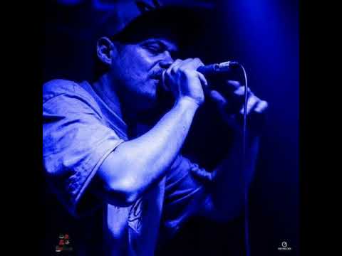 Sadomas - Όσο το πικάπ γυρίζει