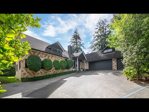 SOLD - 36 Landing Road, Titirangi - Sven Higham and Glenn Higham